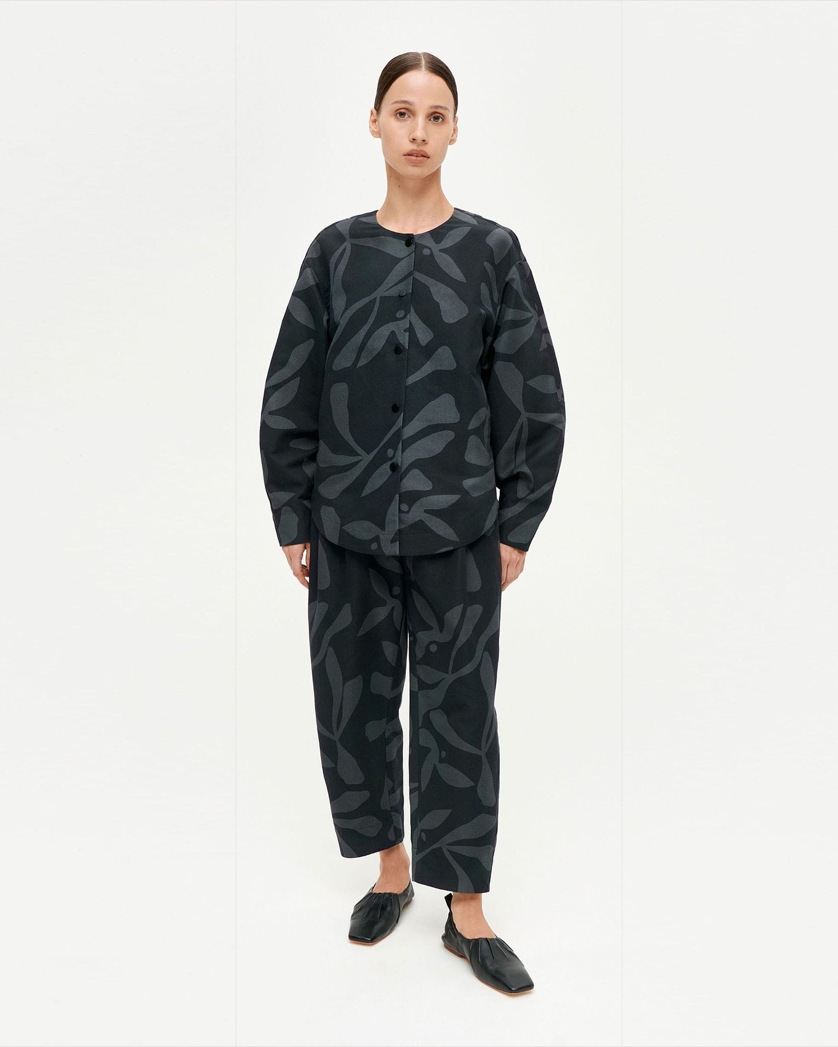 レビュー高評価の商品! 【Co-created】marimekko マリメッコ/ Ohje Photos Tシャツ Tシャツ・カットソー サイズを選択してください:XS(S) - raffles.mn レビュー高評価の商品! 【Co-created】marimekko マリメッコ/ Ohje Photos Tシャツ Tシャツ・カットソー サイズを選択してください:XS(S) - raffles.mn