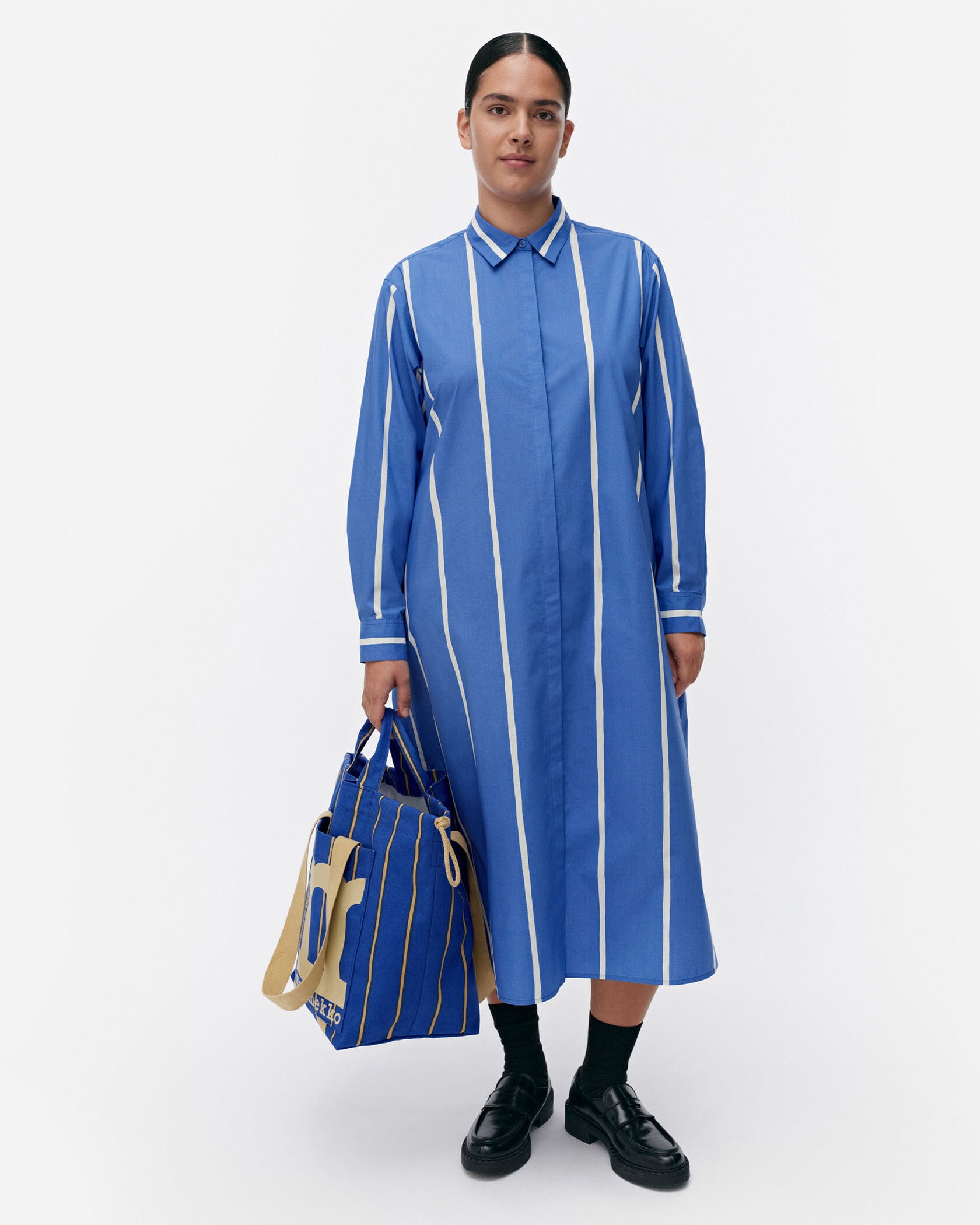 Paperi Puhveli ワンピース | Maija Isola | Marimekko