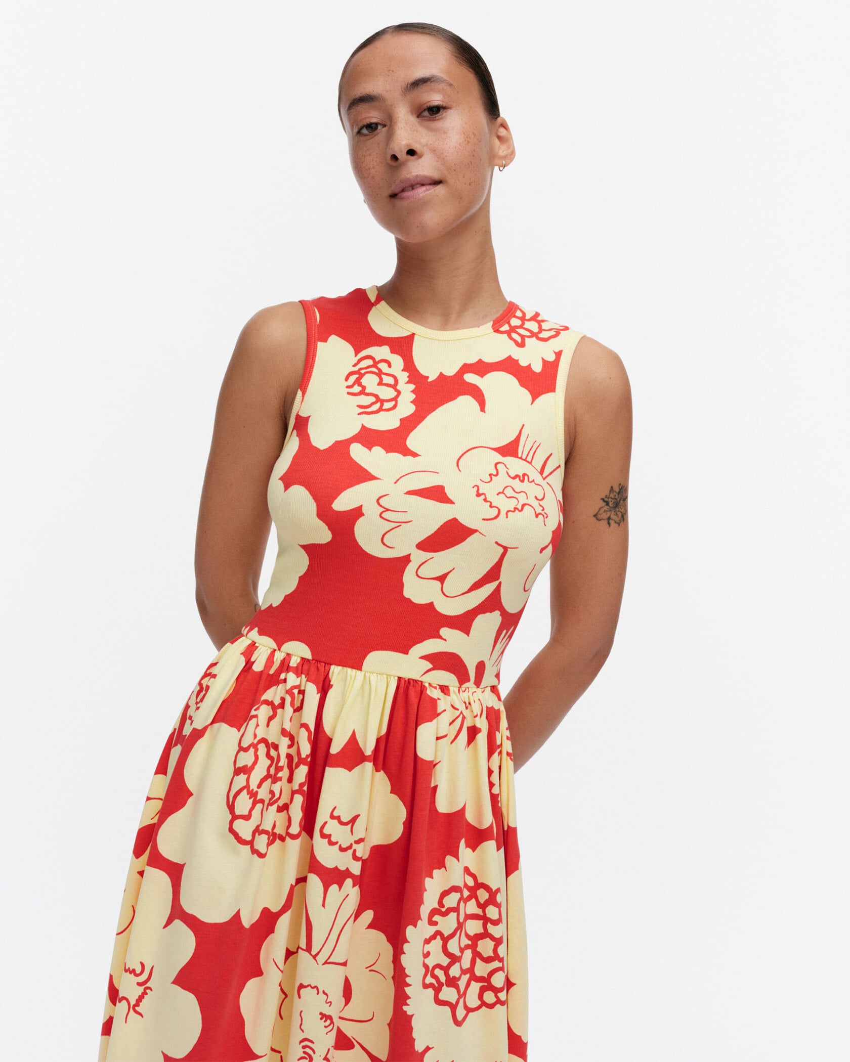 マリメッコ Maininki Pioni ワンピース マリメッコ Maininki Pioni ワンピース (marimekko/ワンピース