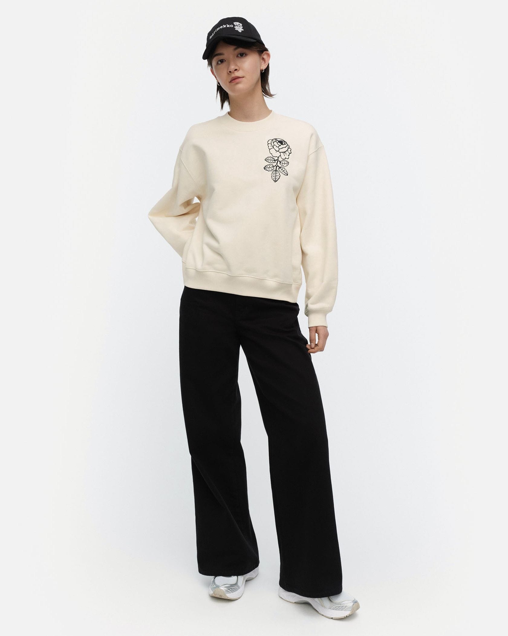 Hiutale Vihkiruusu Placement スウェット | Maija Isola | Marimekko