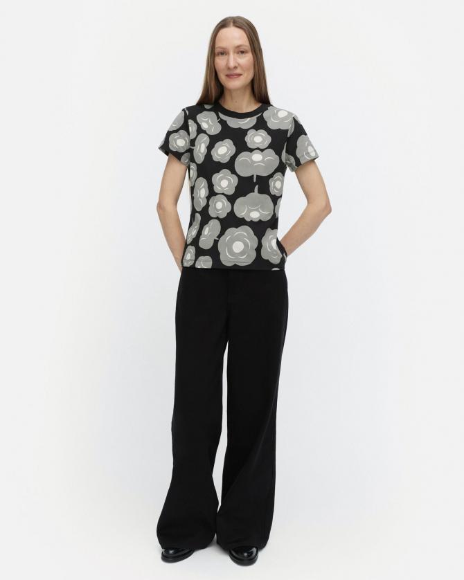 Heleys Tumma Tシャツ