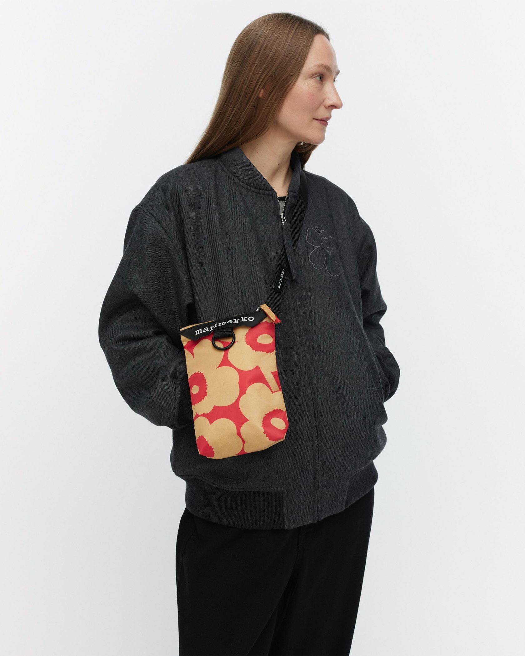 新品 マリメッコNeat Phone Pocket Unikko ショルダー 先行販売】【日本限定】Neat Phone Pocket Unikko ショルダー