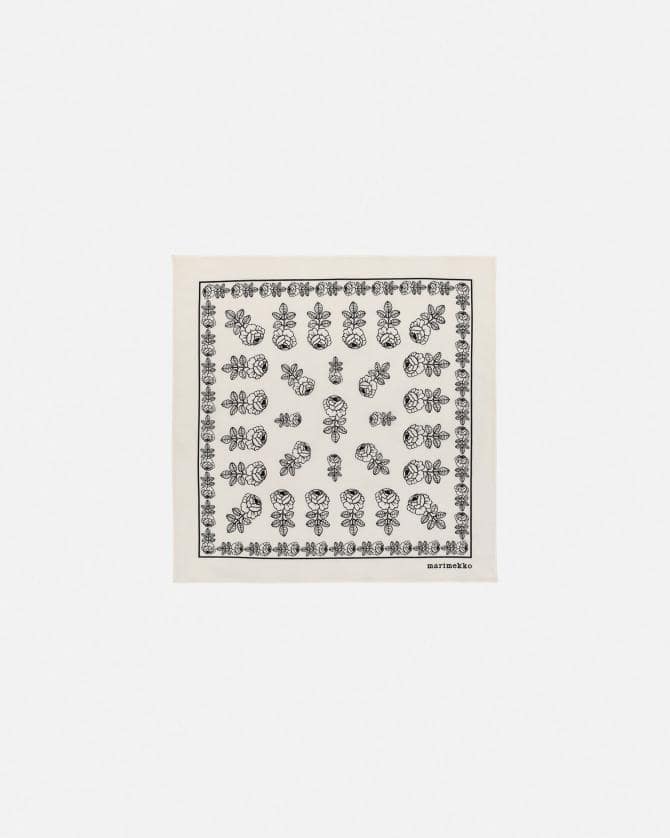 Astrilli Vihkiruusu スカーフ