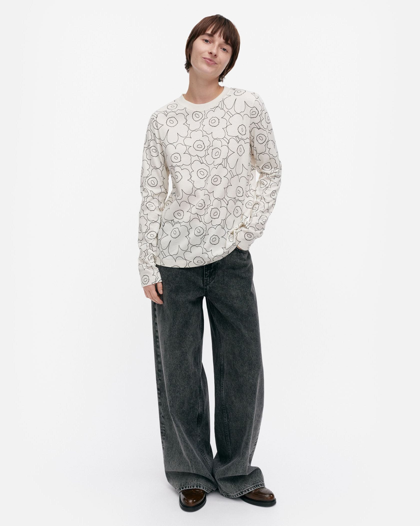 Ennallaan Unikko ニットワンピース | Maija Isola | Marimekko