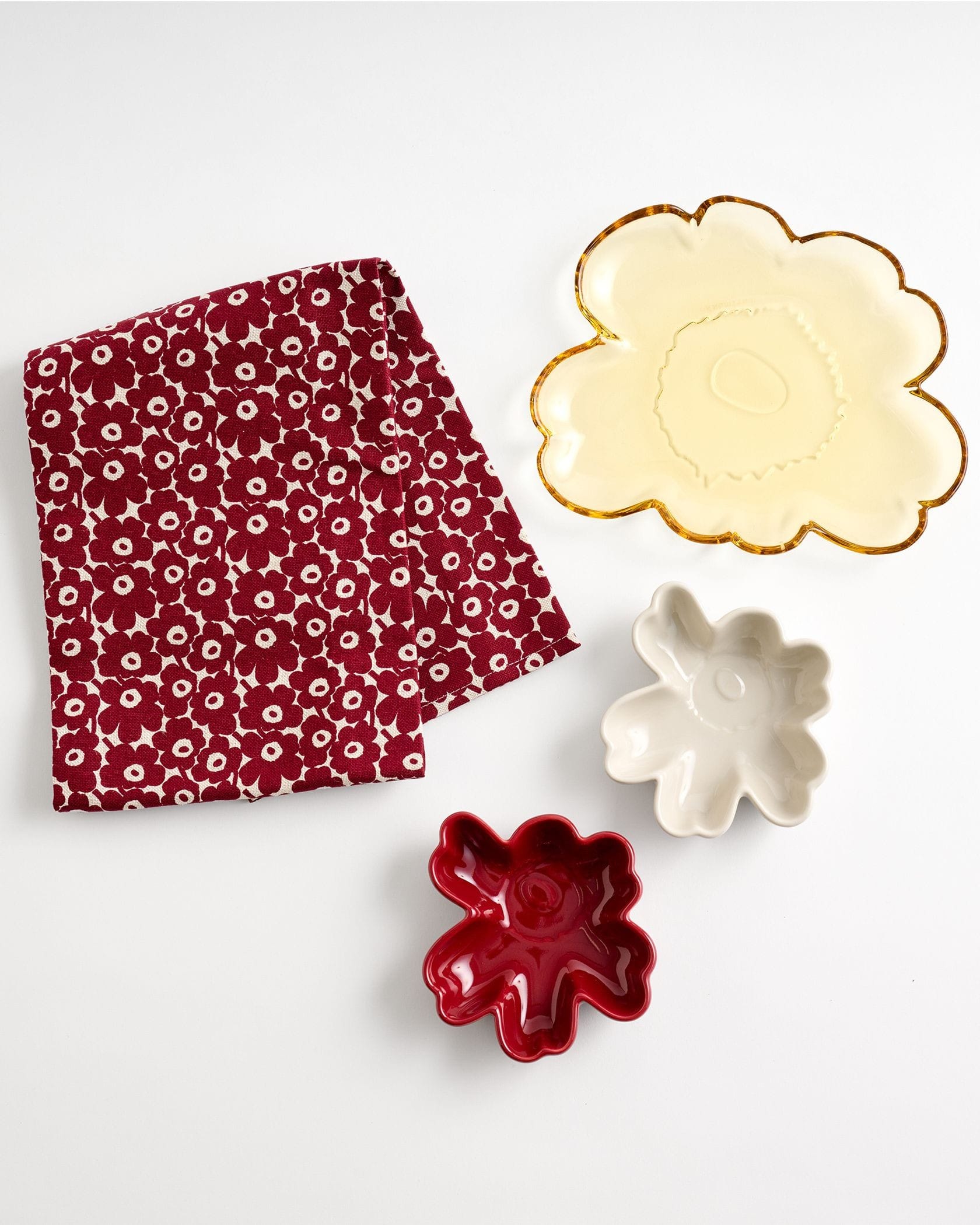 【オンライン限定】Unikko ガラスプレート & ボウルセット & Pikkuinen Unikko キッチンタオル セット