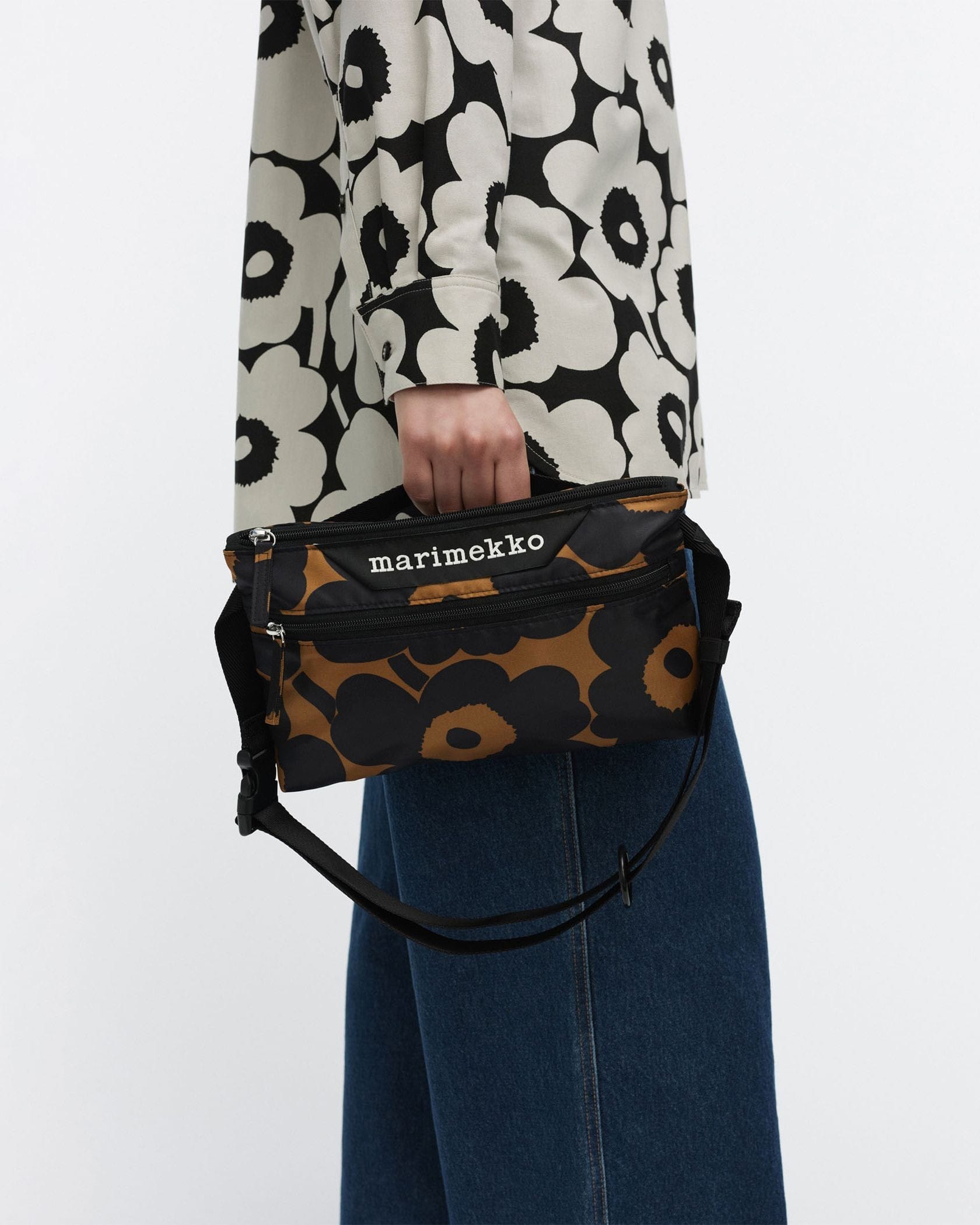 ス*ン様 日本限定 マリメッコ ショルダーバッグ オンライン限定・日本限定】Neat Crossbody Unikko S ショルダー