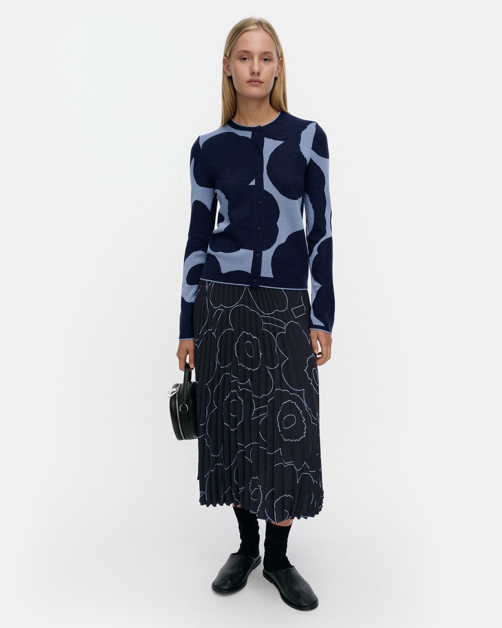 Sopimus Unikko ニット | Maija Isola | Marimekko (マリメッコ) 日本