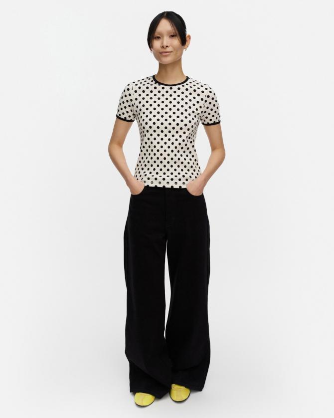Kukkea Pallo Tシャツ