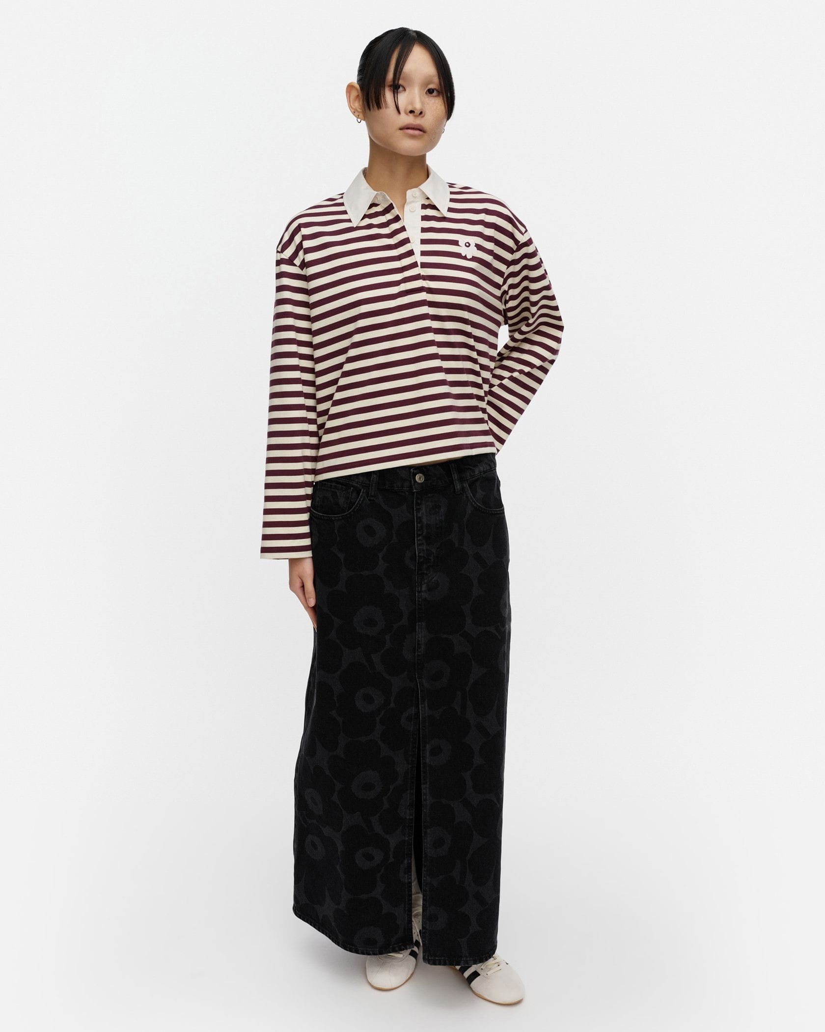 Skenaario Kukasta kukkaan Tシャツ | Erja Hirvi | Marimekko