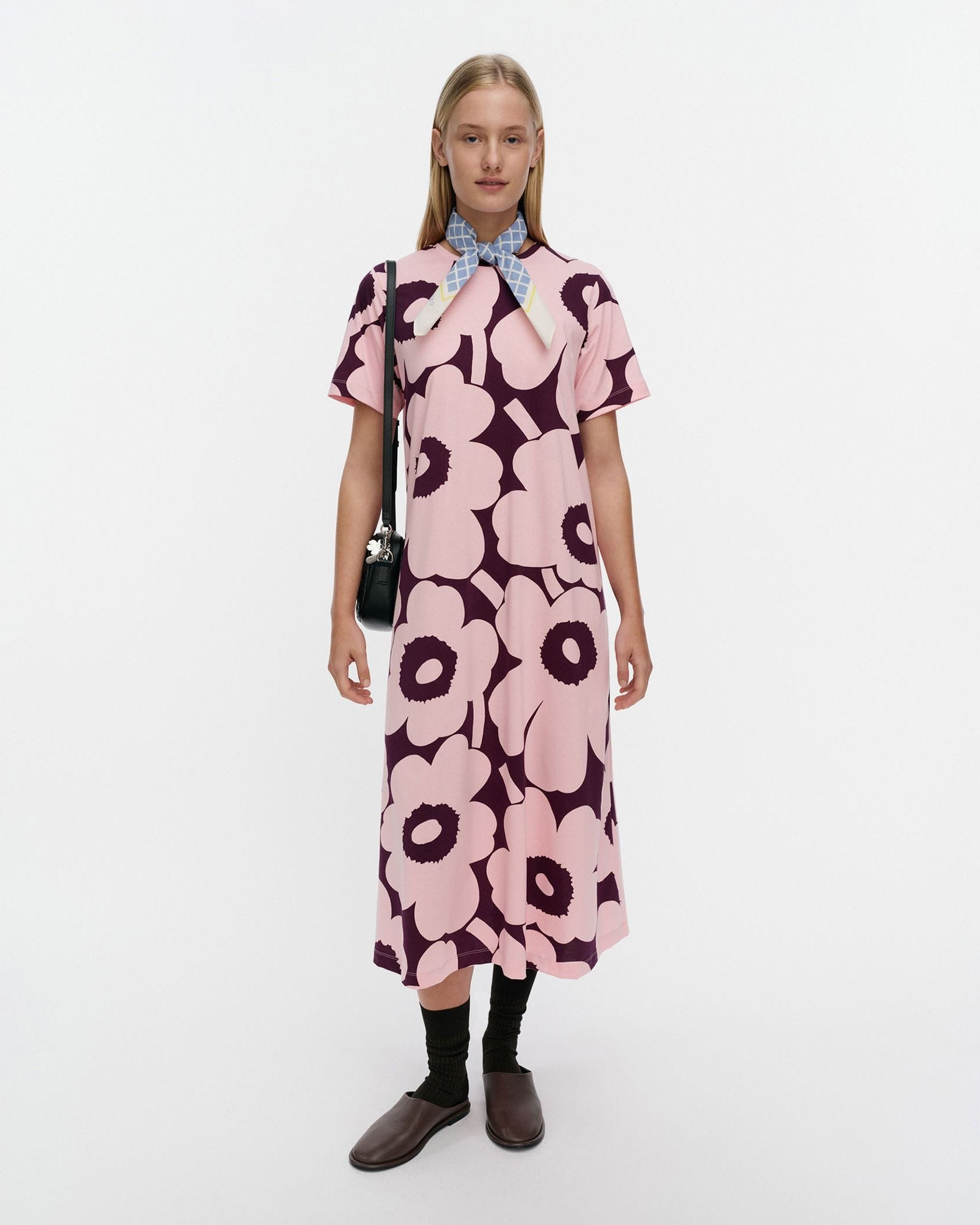 Pisteinen Unikko ワンピース | Maija Isola | Marimekko (マリメッコ