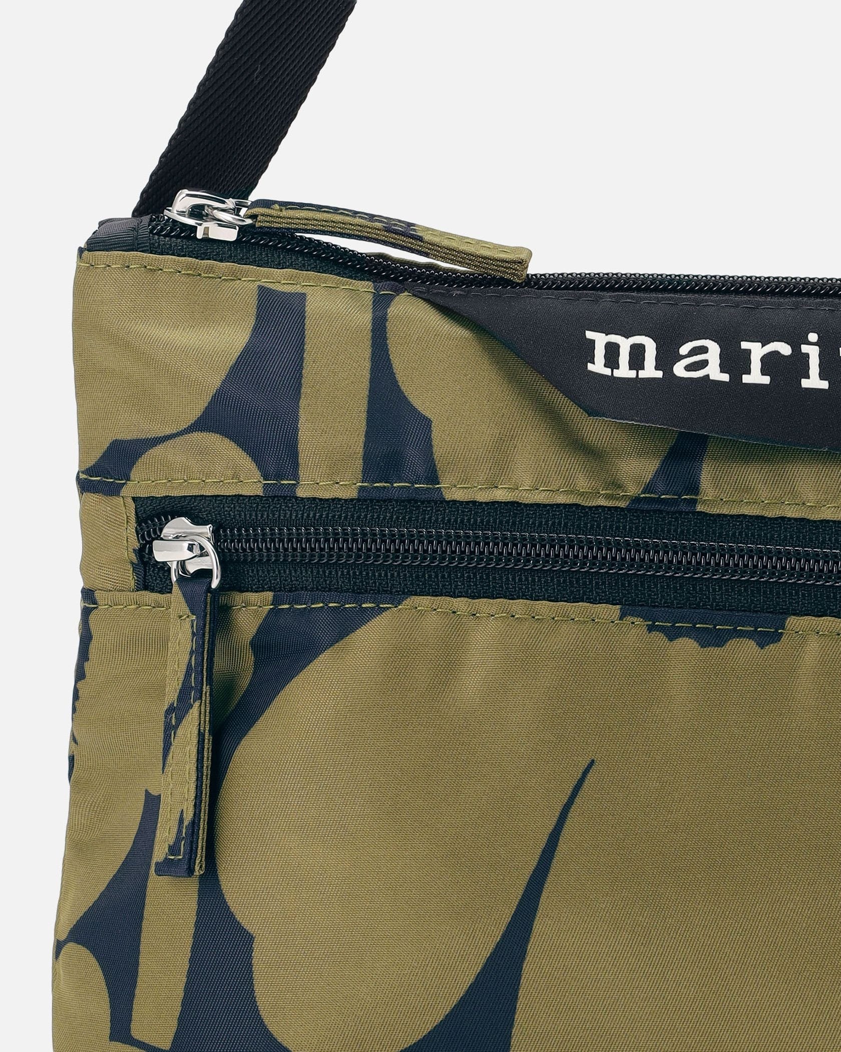 Neat Crossbody Unikko S ショルダーバッグ | Maija Isola | Marimekko