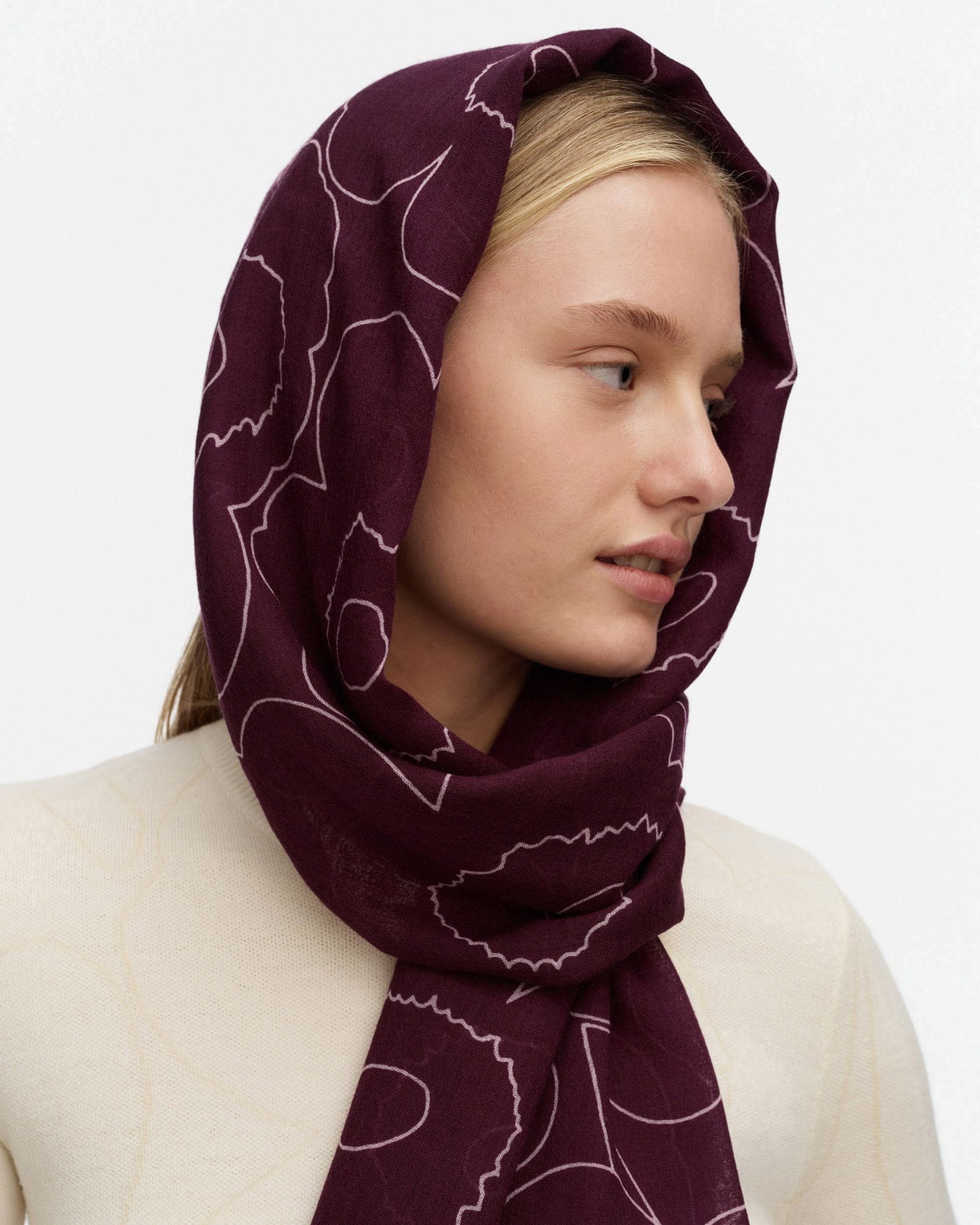 Fiore Piirto Unikko スカーフ | Maija Isola | Marimekko (マリメッコ