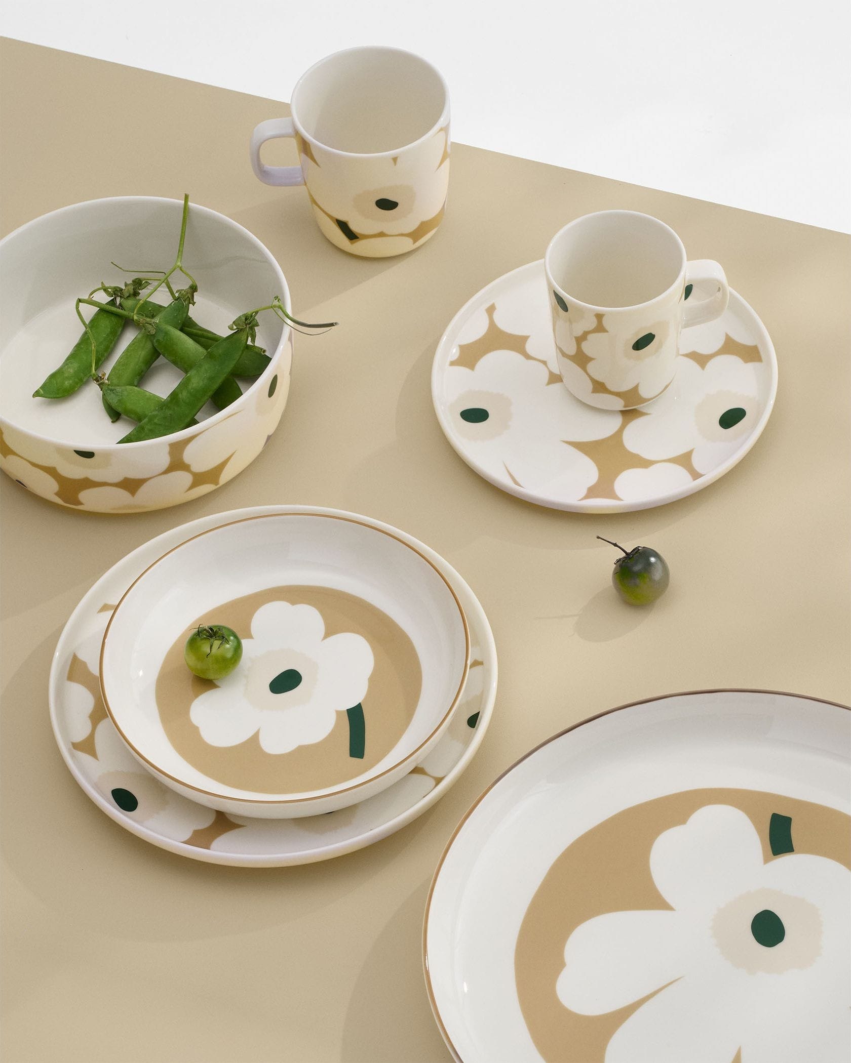 Unikko ディーププレート 20.5cm | Maija Isola | Marimekko