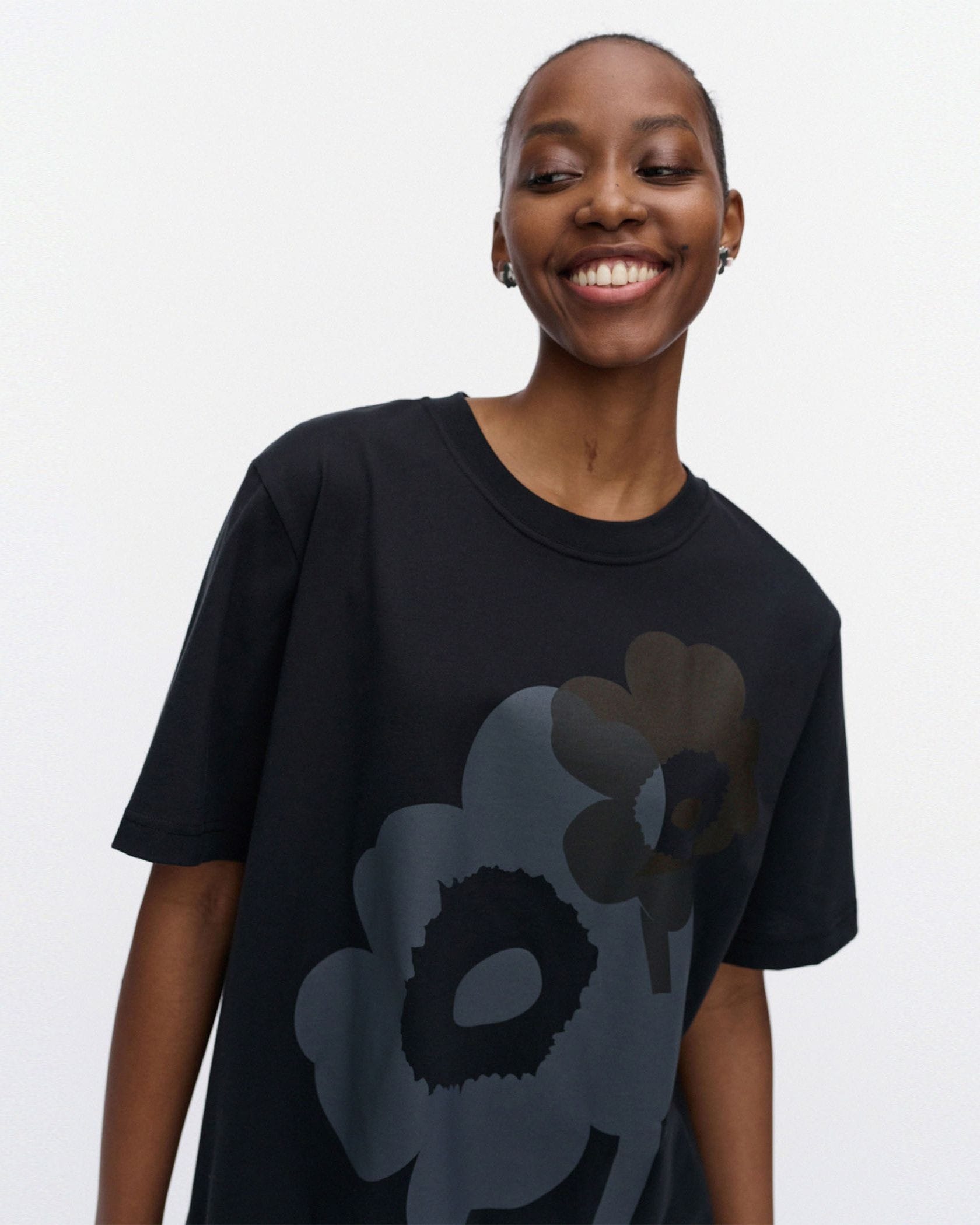 Embla Unikko Placement Tシャツ | Maija Isola | Marimekko
