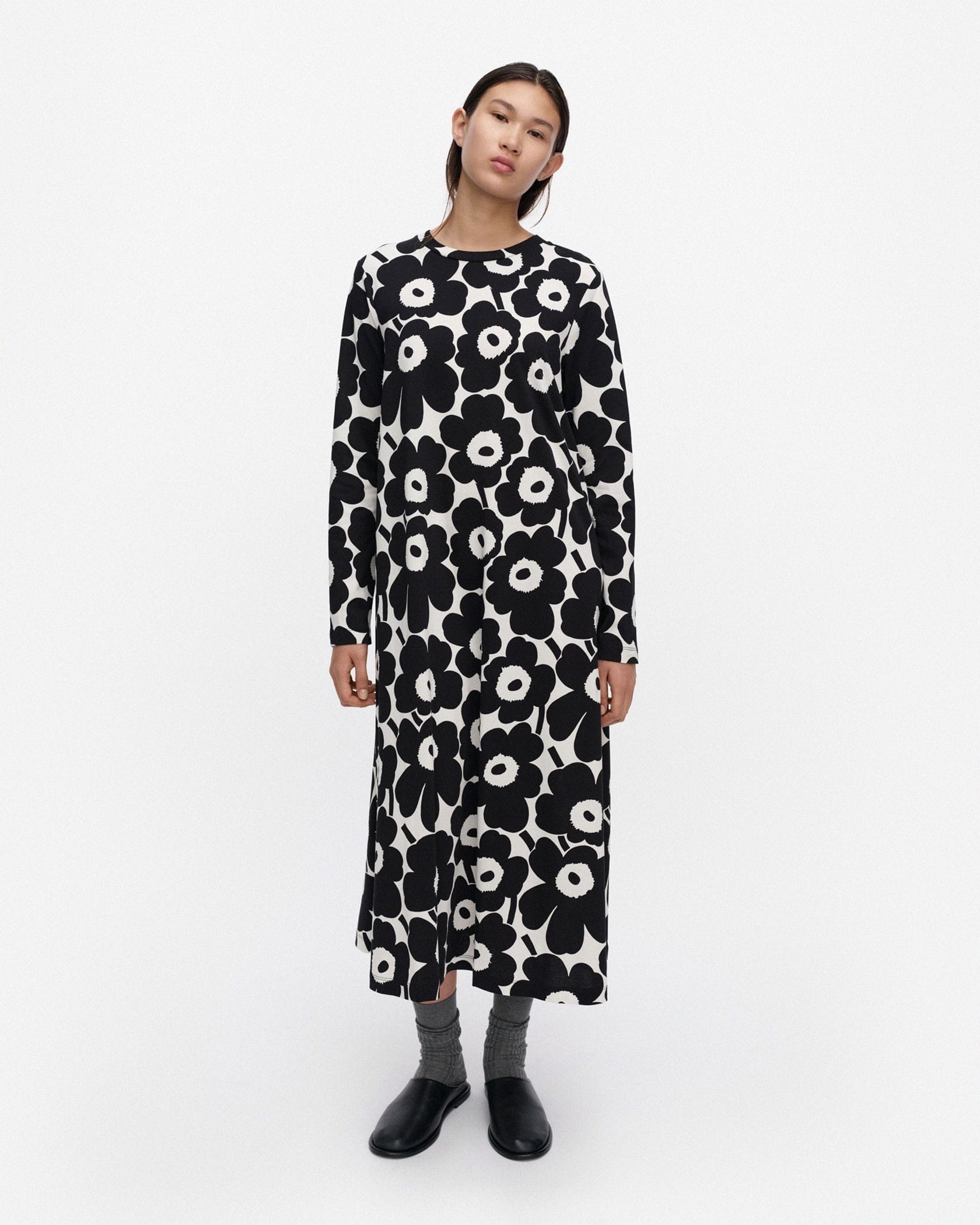 【再値下げ】マリメッコ　marimekko ワンピース　花柄 Hujanhajan Unikko ワンピース | Maija Isola | Marimekko (マリメッコ