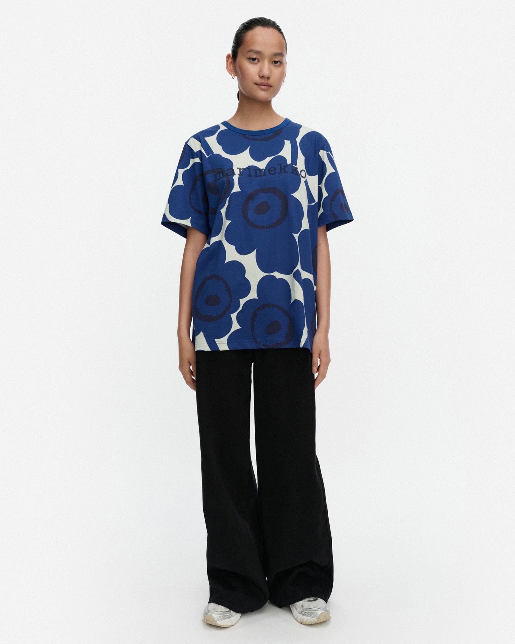 Vihne Unikko Tシャツ | Maija Isola | Marimekko (マリメッコ) 日本