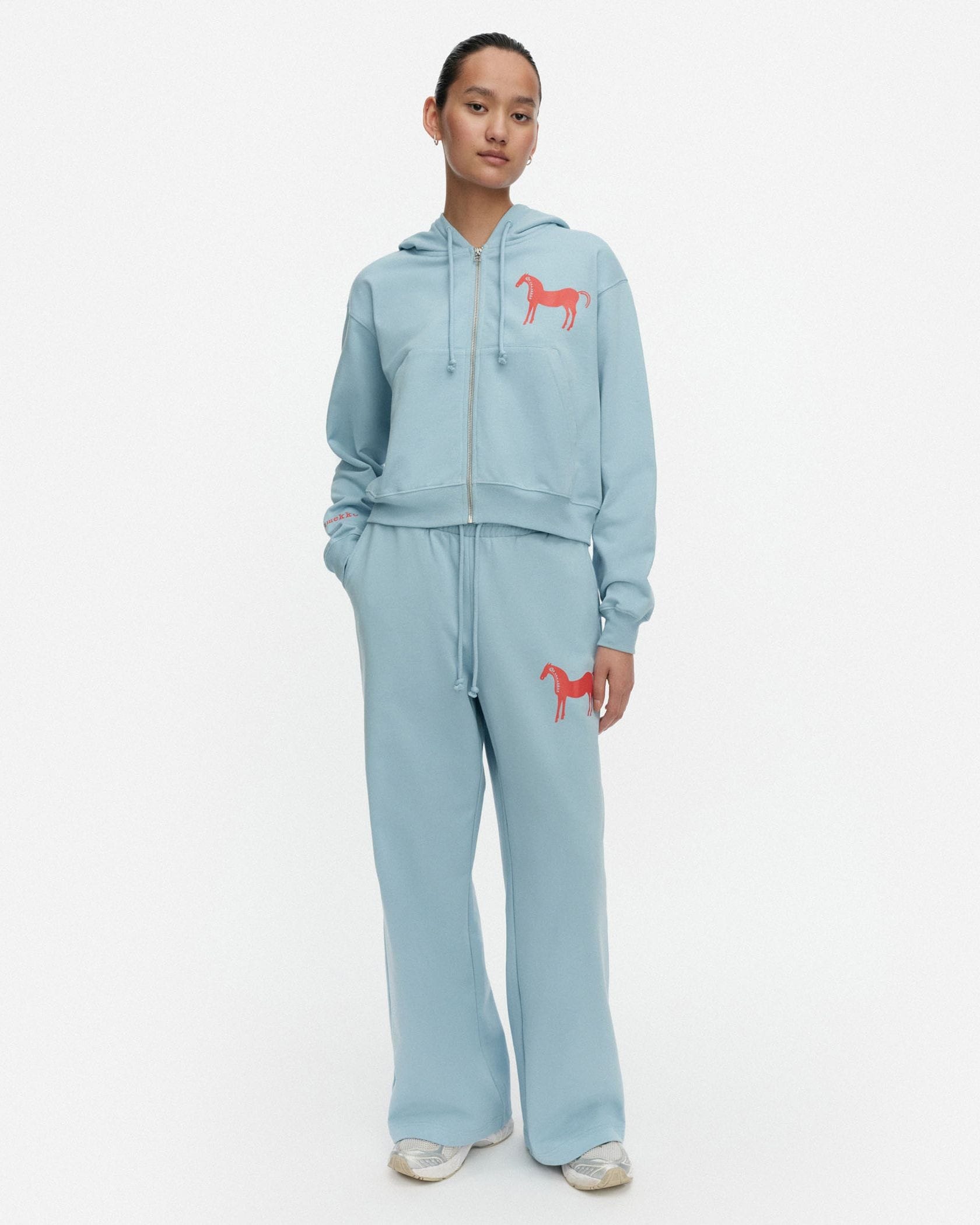 Varret Musta Tamma Placement スウェットパンツ | Maija Isola