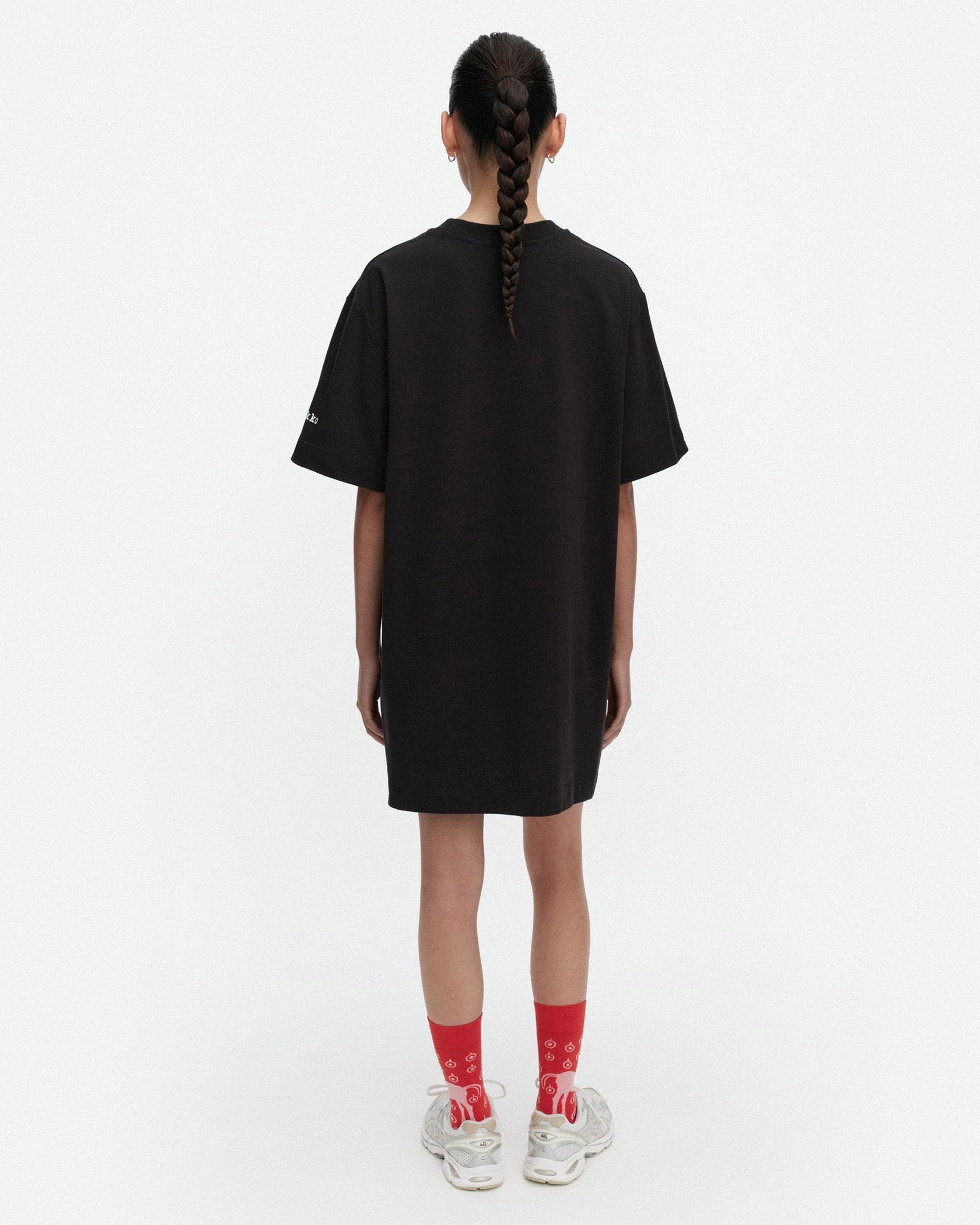 週末お値下げ！【サイズ40】マリメッコ ワンピース ムスタタンマ musta 週末お値下げ！【サイズ40】マリメッコ ワンピース ムスタタンマ musta