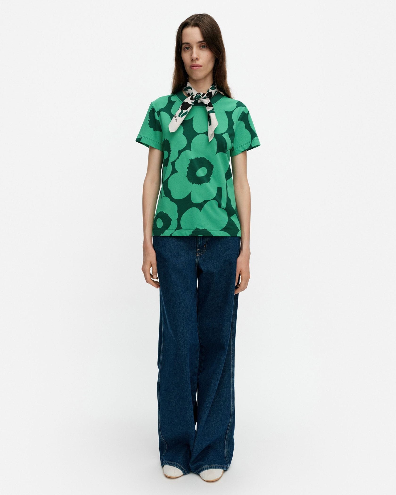 ★SALE Heleys Unikko Tシャツ XLマリメッコ Heleys Unikko Tシャツ | Maija Isola | Marimekko (マリメッコ) 日本