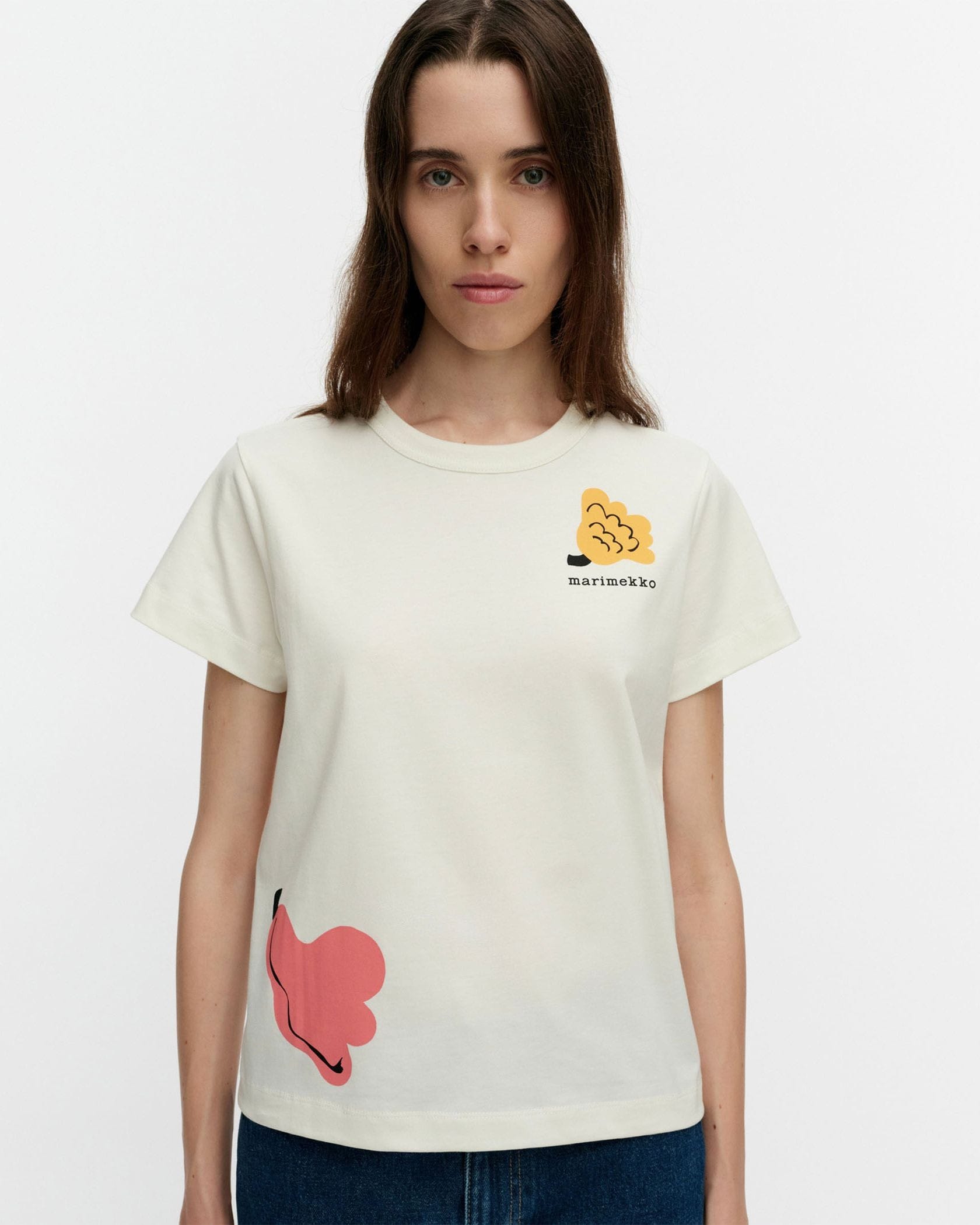 Tammone Kukasta Kukkaan Tシャツ | Erja Hirvi | Marimekko