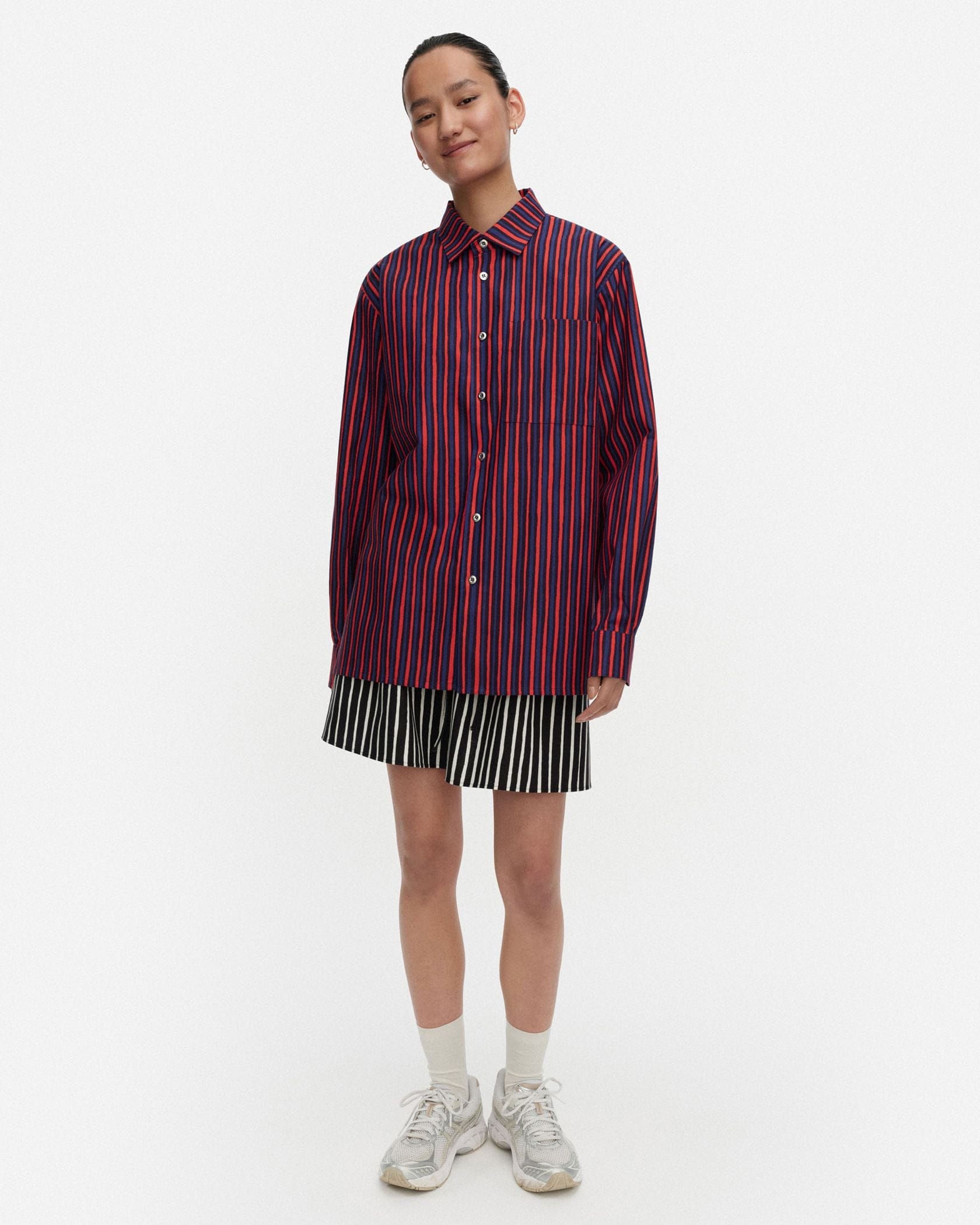 Jokapoika シャツ | Vuokko Eskolin-Nurmesniemi | Marimekko